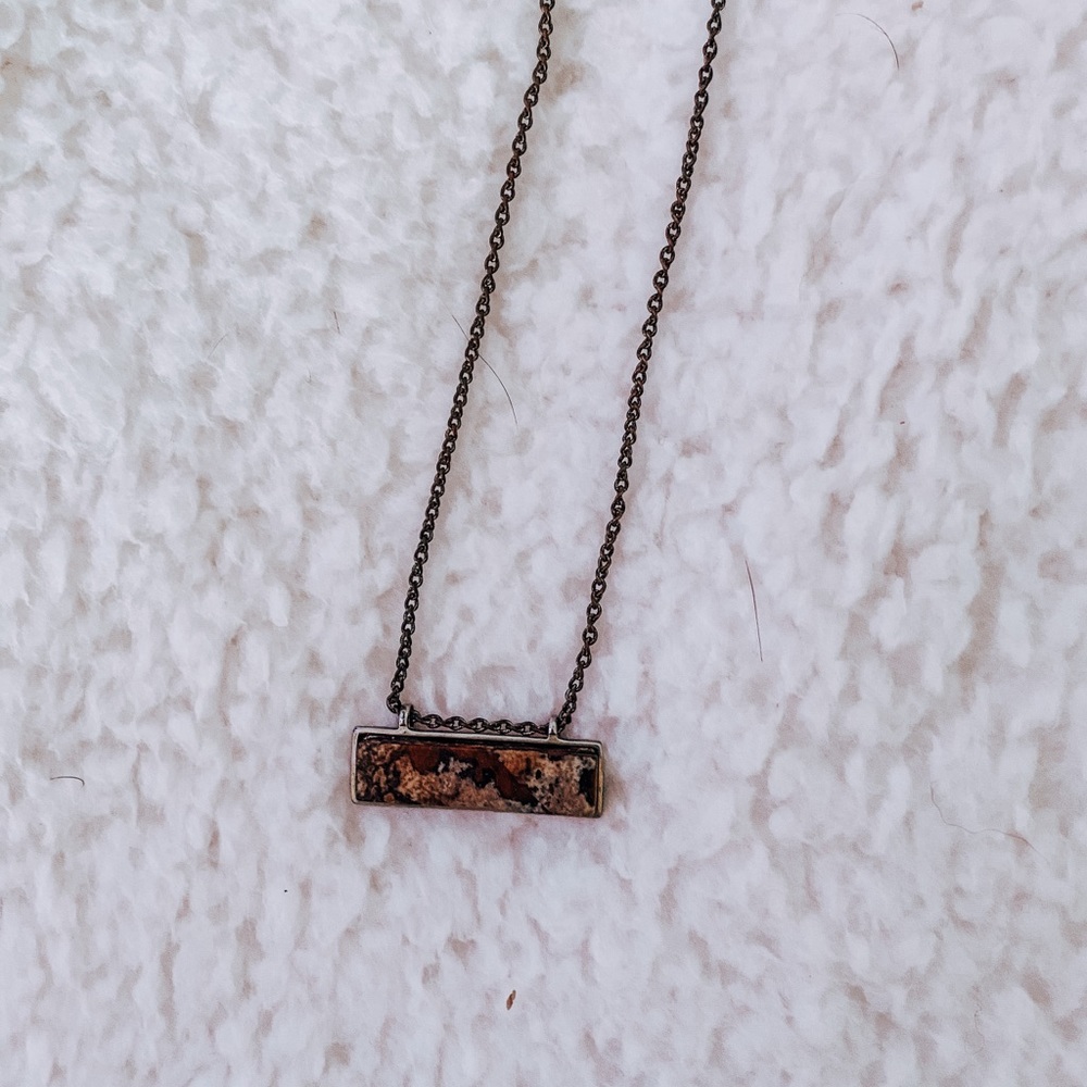Natural bar necklace